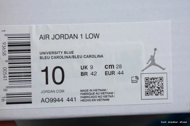 Rep LUCY Air AO9944-441 Low Jordan UNC 1 (W) 0702